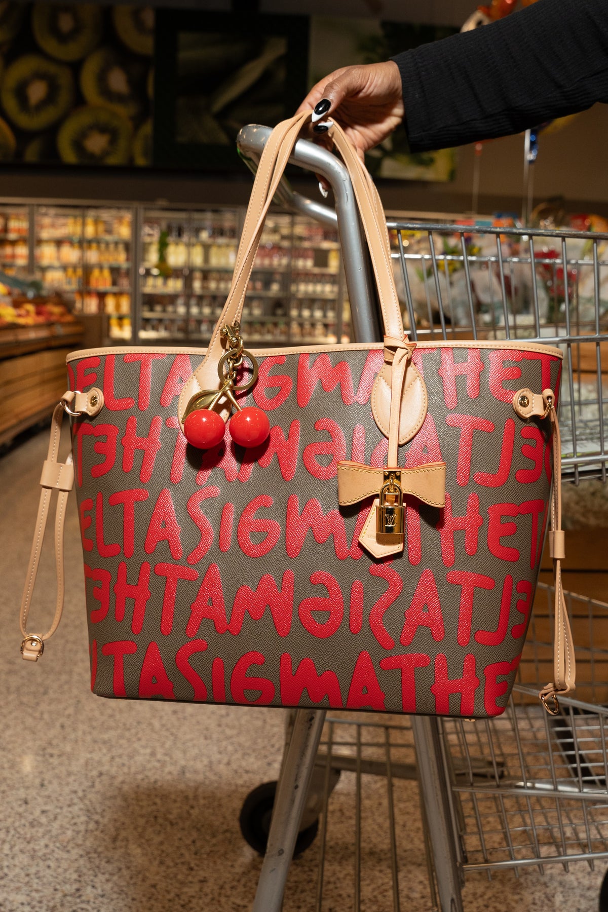 DST Graffiti Shopper Tote
